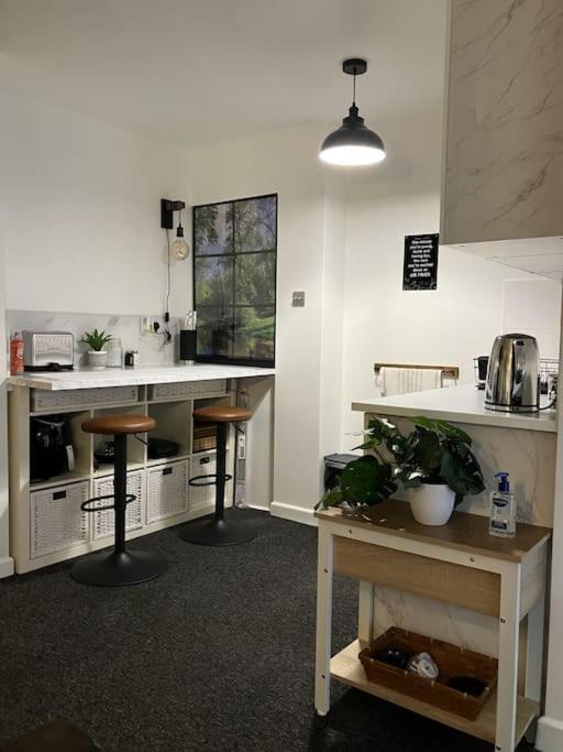 Ferienwohnung The Studio In The Annex Potters Bar Exterior foto